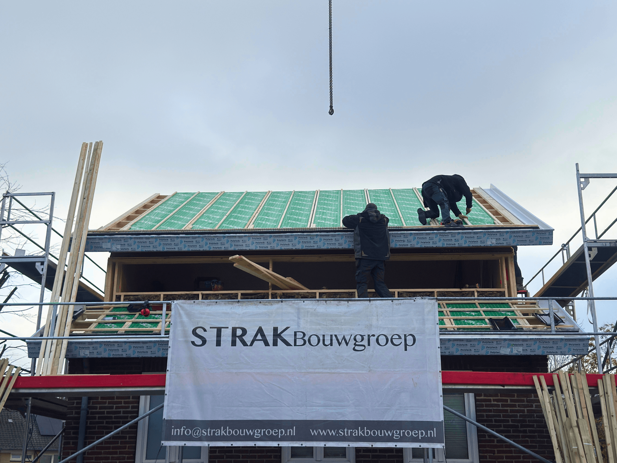 Isolatieplaten van Kingspan Unidek voor de dakopbouw in Eindhoven