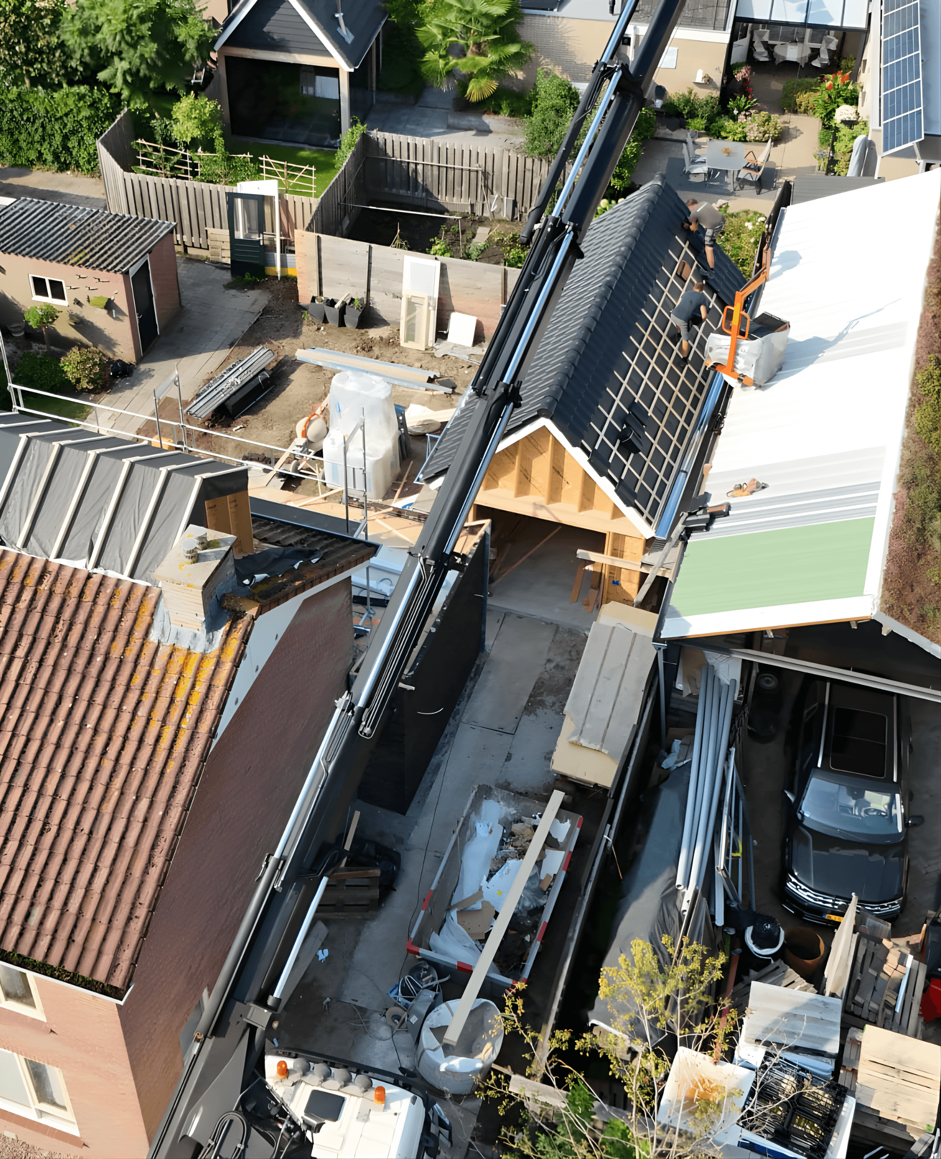 Aanbouw in Oss geplaatst met kraan